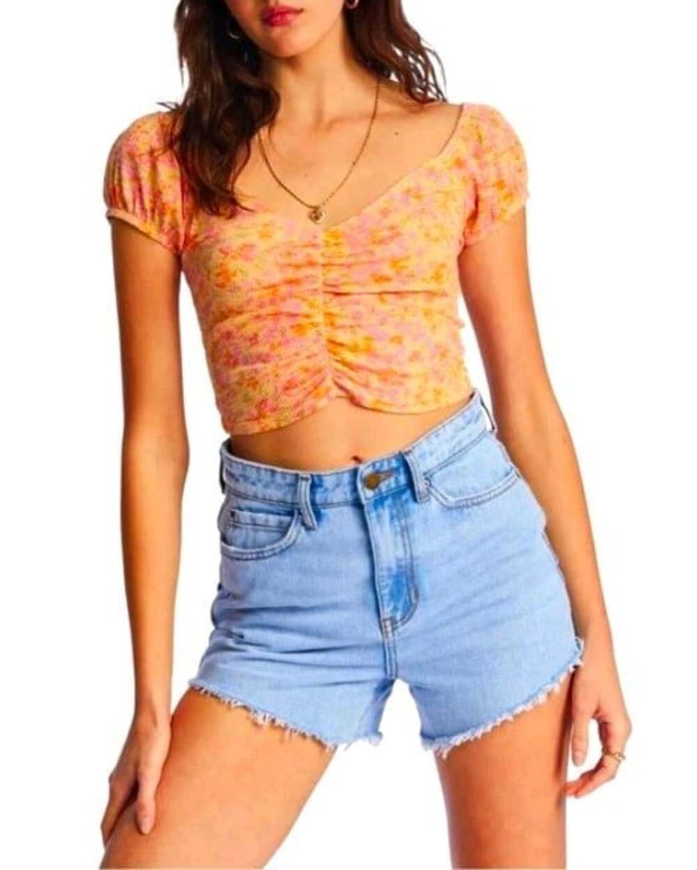 Billabong Women's M Floral Ruched Cropped Puff Short Sleeve Top pretty sweet